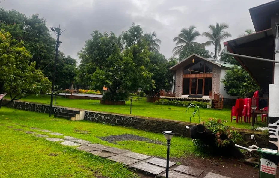 Mangozzz Magical World a Riverside Resort Karjat