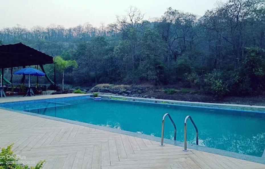 Mountain Woods Farmstay Khopoli