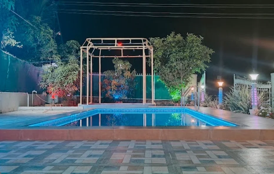 Nazneen Farmhouse Vangani
