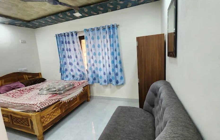 Royal Brothers Farmhouse Titwala