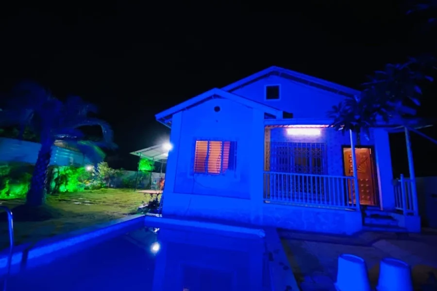 Saaz Villa Neral