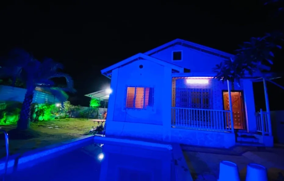 Saaz Villa Neral