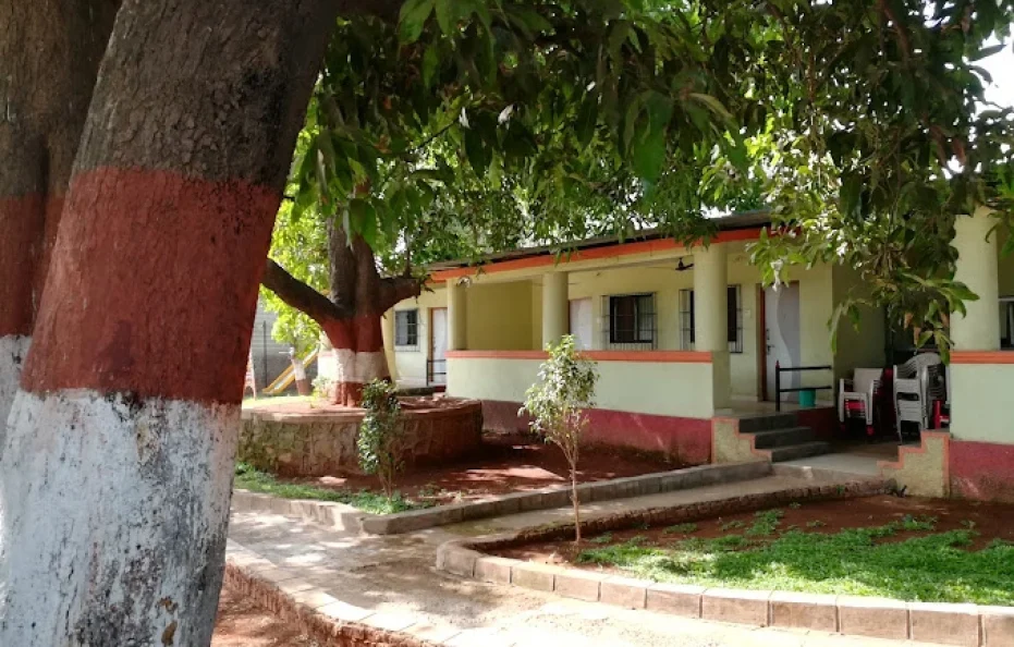 Saloni Resort Vangani