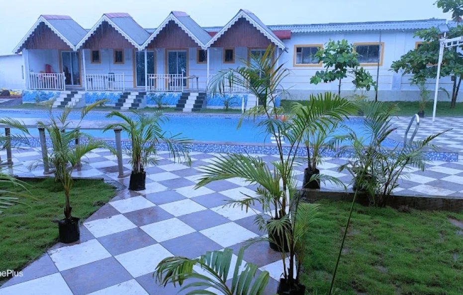 Sun & Moon Farms & Resort Karjat by Travell18