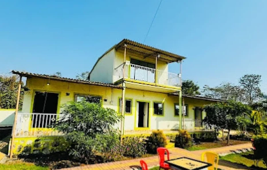 Sunshine Farmhouse Titwala