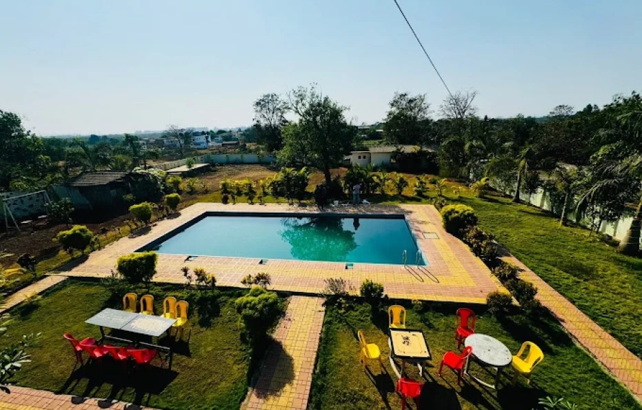 Sunshine Farmhouse Titwala