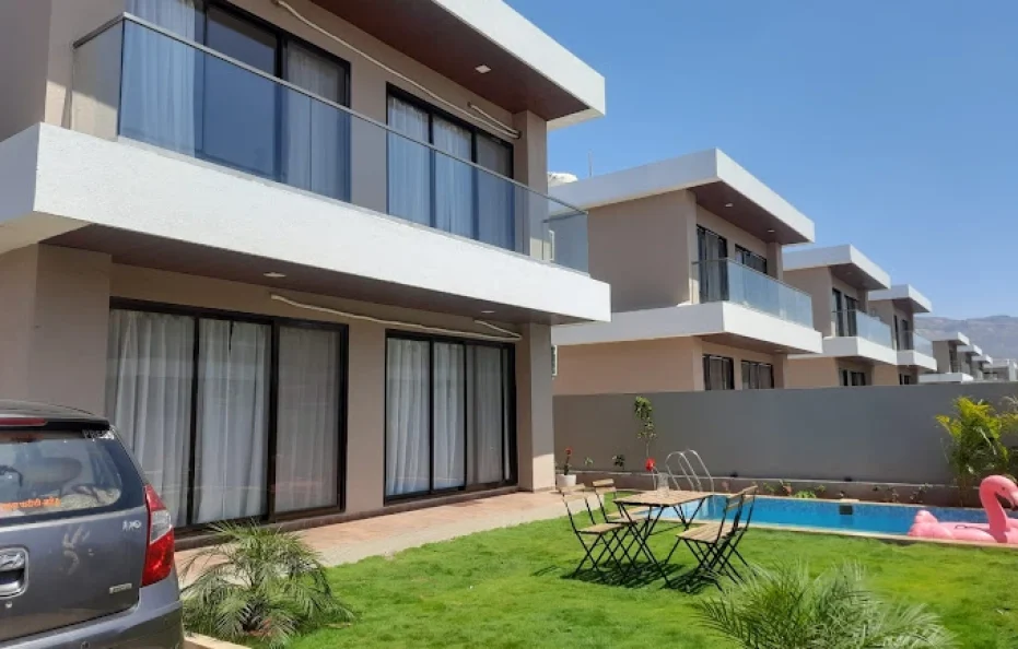 The Sky Deck Villa Neral
