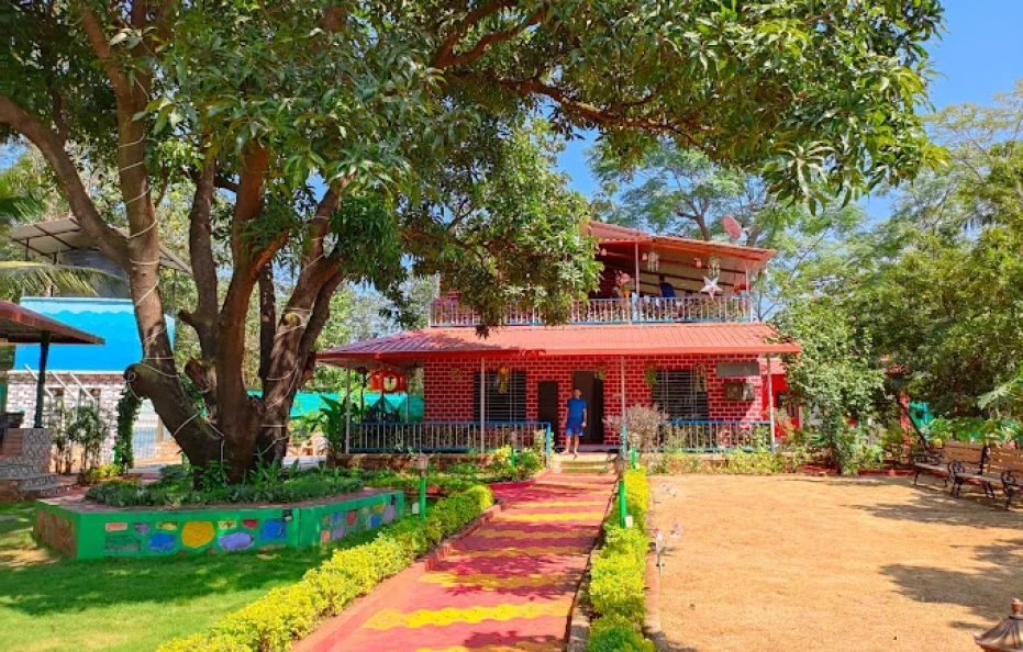 Tia Holidays Karjat