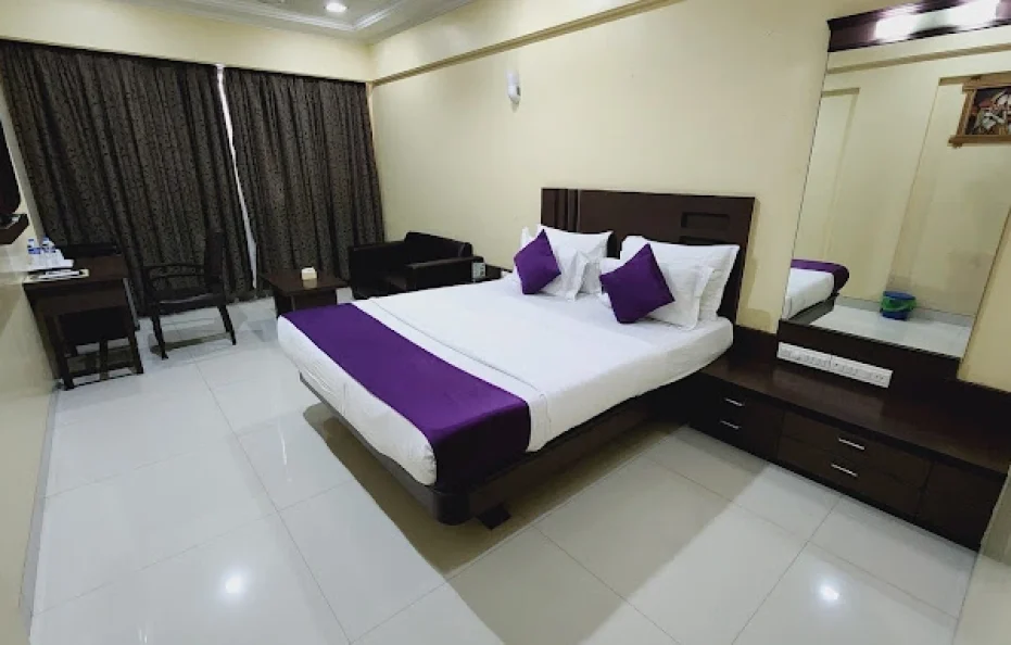 UK’s Resort Khopoli