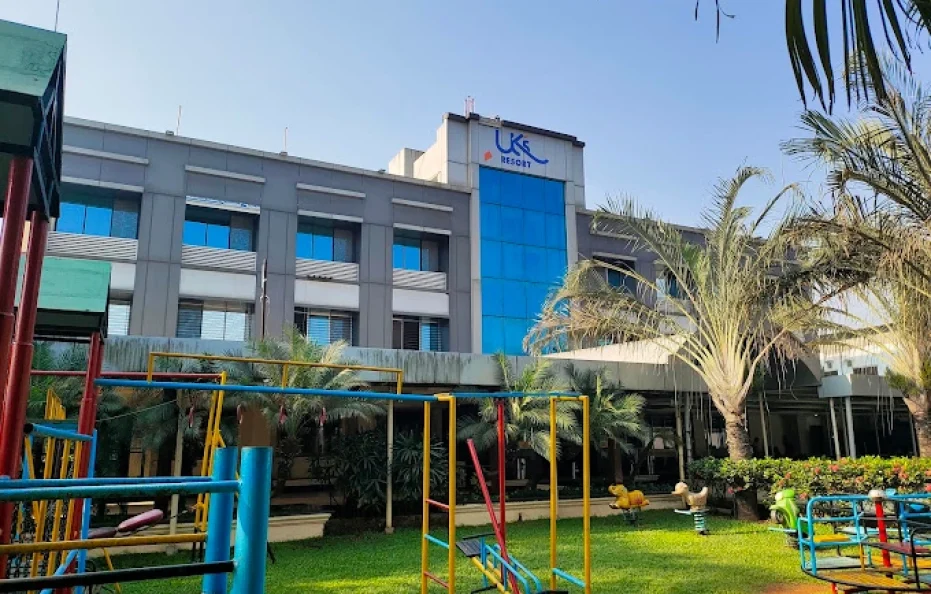 UK’s Resort Khopoli