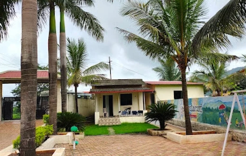 UV Farmhouse Karjat
