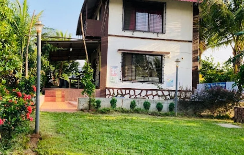 Valley View Farmhouse Vangani