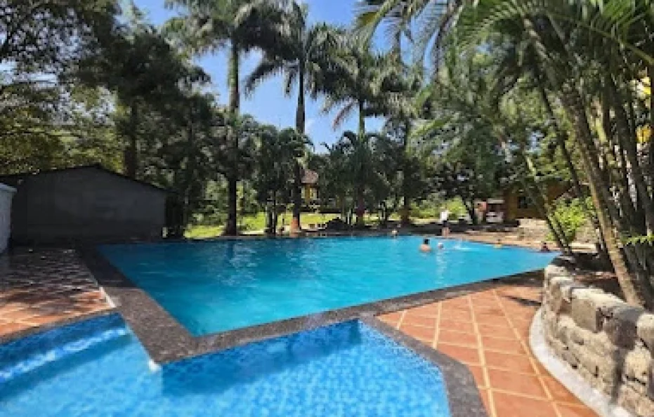 Whispering Peepul Resort Vangani
